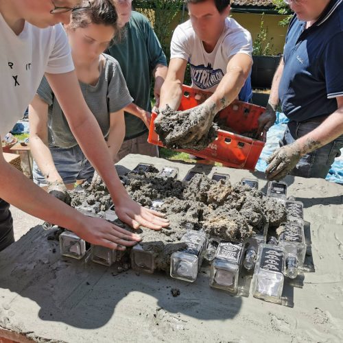 Lehmofenbau als Teambuilding-Event